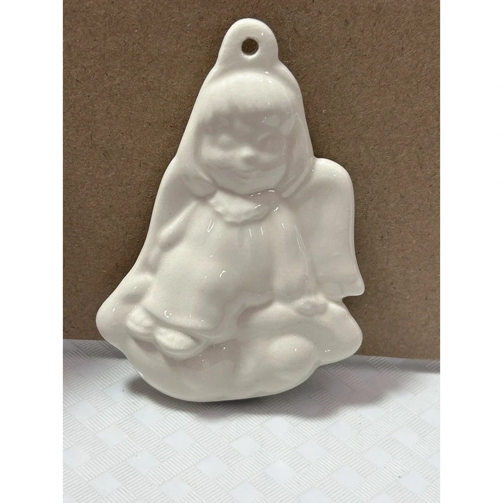 Vintage‎ angel sitting on cloud Christmas tree holiday ceramic 3